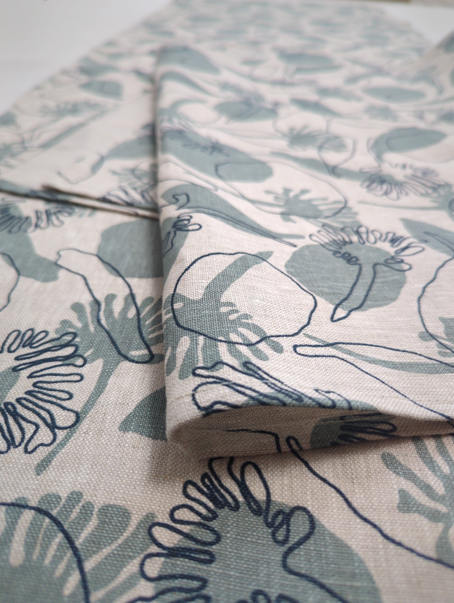 Linen Table Runners